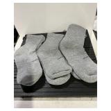 Feetures Performance Athletic Socks Gray 3 Pair