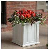 Mayne Cape Cod Square Planter 14x14x14 Inch