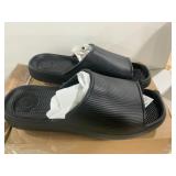 Totes Mens Black Slide Sandals Size 10