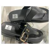 DV Dolce Vita Black Thong Sandals Size 10