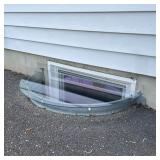 Gongjiang Polycarbonate Window Well Cover 43x19in