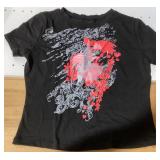 Graphic T-Shirt Floral Heart Print Black Size M