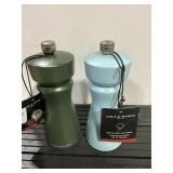 Cole and Mason Salt and Pepper Mill Set