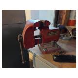 Wilton Red Bench Vise with Swivel Base