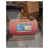 NAPA 10-Gallon Portable Air Tank with Pressure Reg