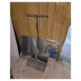 Metal Lawn Roller with T-Handle and Assorted Mirro