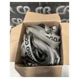 Box Of Miscellaneous Rachet Straps