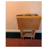 (4) tv trays