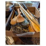 tray lot of kitchen tools