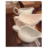 (3) gravy Boats