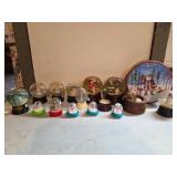 Christmas-Themed Snowglobes and Collectibles Colle