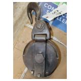 Snatch block