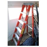 Step ladder