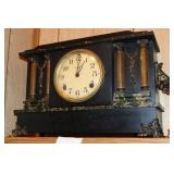 Mantle clock
