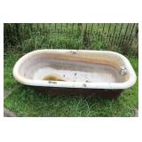 Iron bathtub