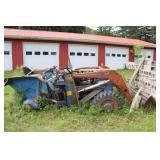 Tractor with bucket