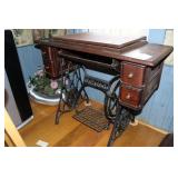 Singer Sewing Machine Cabinet Singer Sewing Machine Cabinet