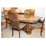 Dining Room Table & Chairs Dining Room Table & Chairs