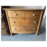Dresser Dresser