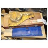 Calipers & Micrometers Calipers & Micrometers
