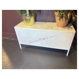 METAL STORAGE CABINET - TABLE