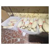 BOX - USED BOWLING PINS