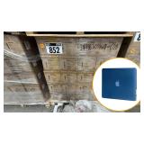600x Incase INMB200260-COB 13" Macbook Hardshell