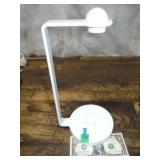 Counter Paper Towel Holder w/ Suction Cup Bottom
