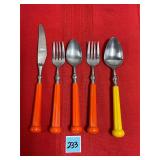 Vtg silverware could be Bakelite handles