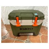 Nice IGLOO Cooler