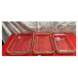 Vtg Pyrex baking dish