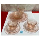 Vtg. Pink depression Glassware, nice set