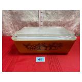 Vtg. Pyrex Old Orchard pattern dish w/ lid 11qt.