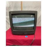 Vtg GE Tube TV, Powers up