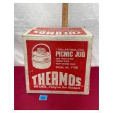 Vtg Thermos brand 1 Gal picnic water jug
