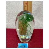 vtg. jelly fish paperweight glows in the dark