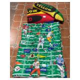Kids sleeping bag & blanket / pillows