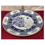 Beautiful Japanese plate 16'