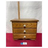very nice Jewelry Box
