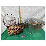 Galvanize bucket,metal baskets&pine cones
