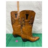 Womenï¿½s Boots