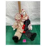 Vtg Porcelain Seated Musical Clown