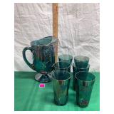 Beautiful vintage 7-piece iridescent water set