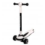 YIWU sport  3 wheel scooter  with light and