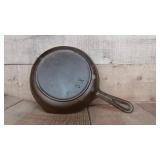 No. 5 X Cast Iron Skillet w Heat Ring