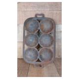 Gate Marked Turks Head Gem Pan w 6 Slots