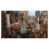Capidemonte Flower Shelf Contents
