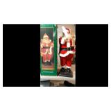 Santa w Check List (Plays Music does not move) Santa w Check List (Plays Music does not move)