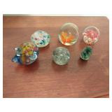 (6) Paperweights (6) Paperweights