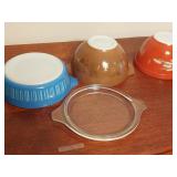 3 Pyrex Bowls 3 Pyrex Bowls